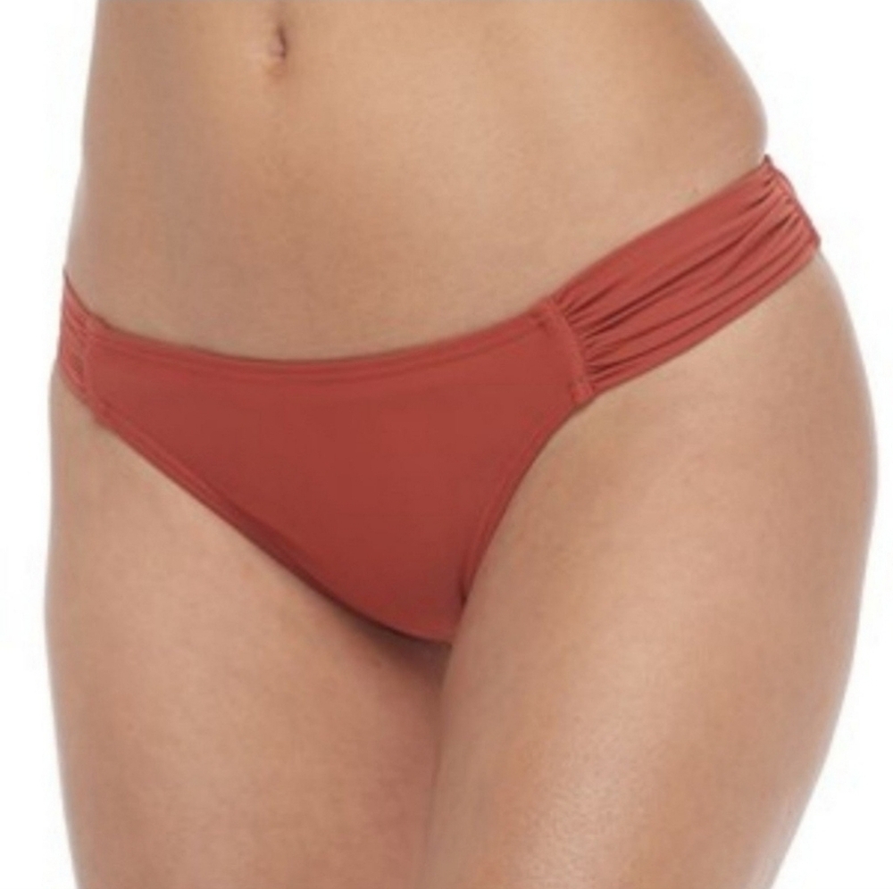 Rust Crochet High-Neck Bikini Set - Size Large - Picture 4 of 8
